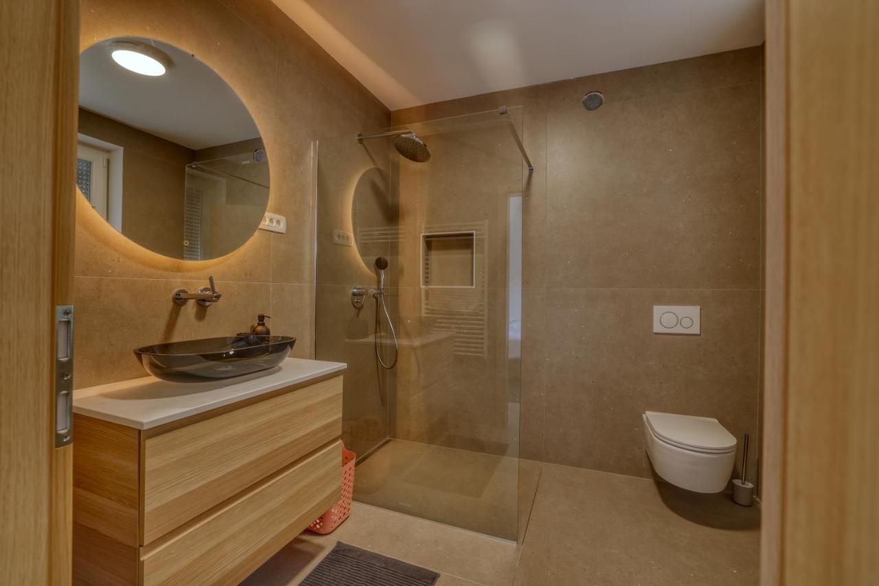 Dragon Residence Ljubljana Extérieur photo